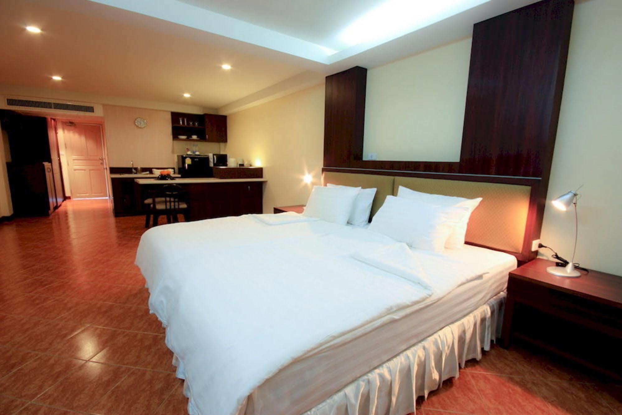 Kamala Sea View Apartamento Exterior foto